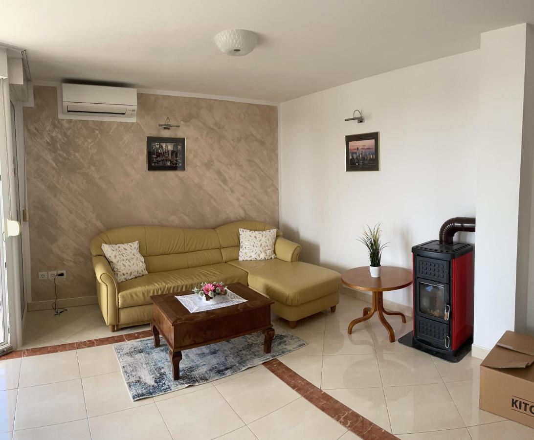 Appartement Sunny Maj Porec Exterior photo